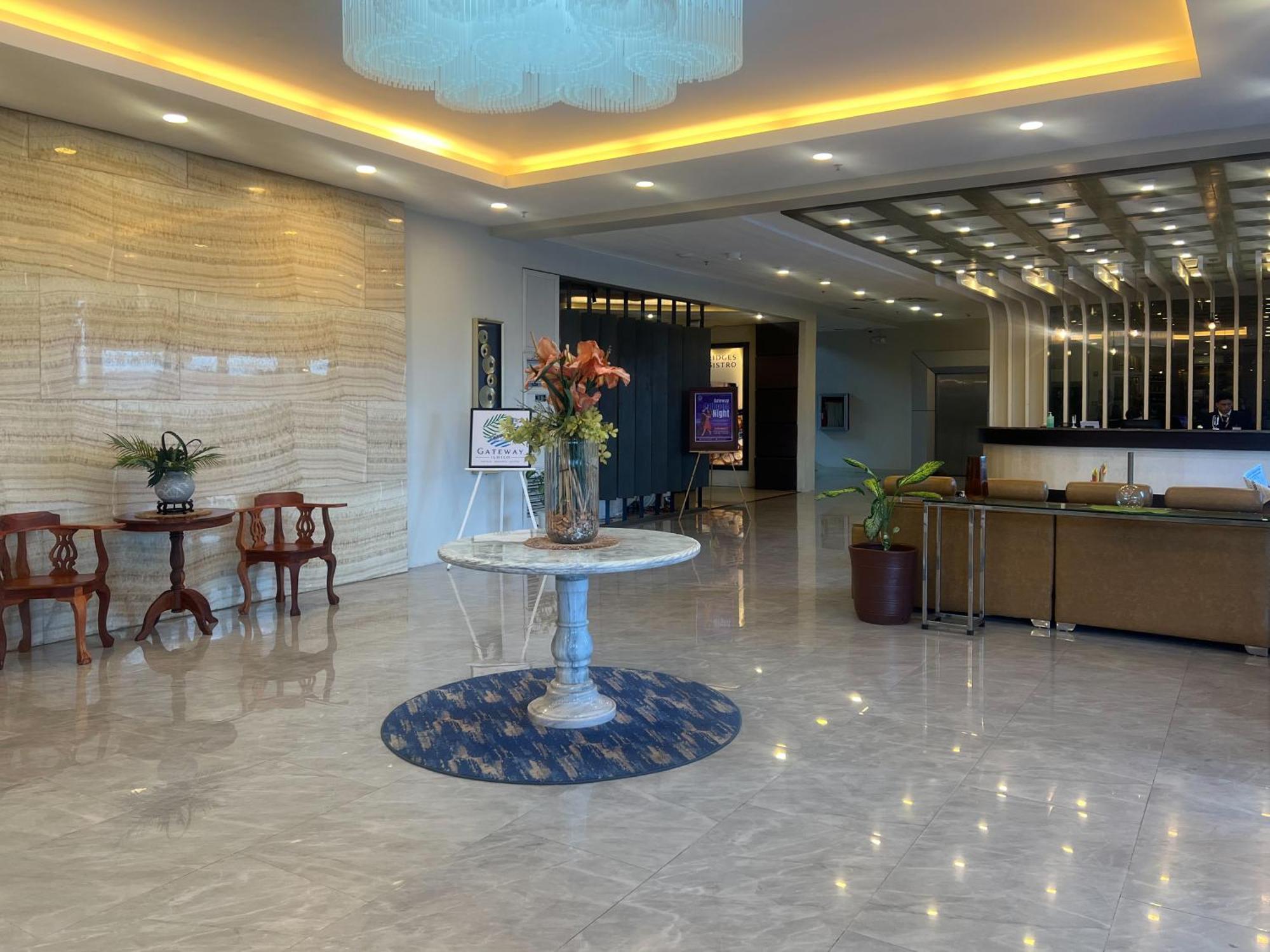 Iloilo Gateway Hotel And Suites Pavia Екстер'єр фото